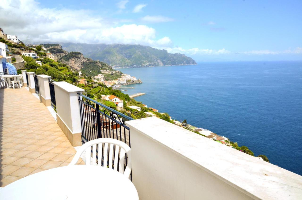 Amalfi Hills Aparthotel Ngoại thất bức ảnh