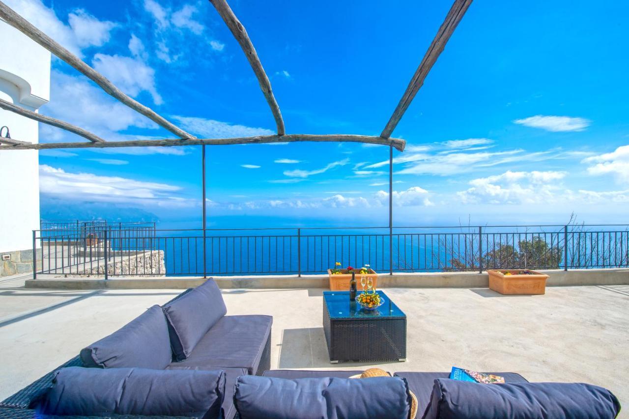 Amalfi Hills Aparthotel Ngoại thất bức ảnh