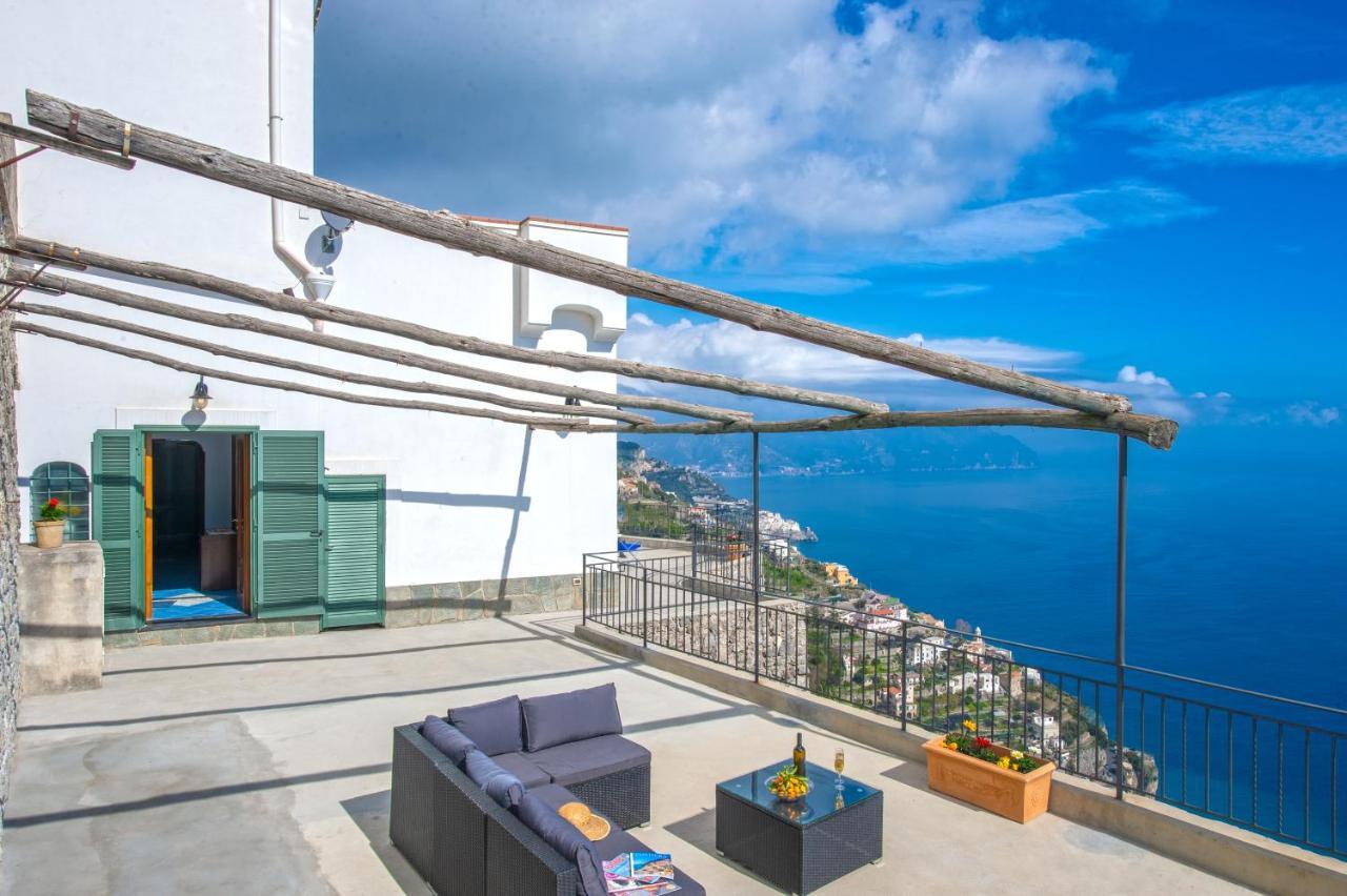Amalfi Hills Aparthotel Ngoại thất bức ảnh