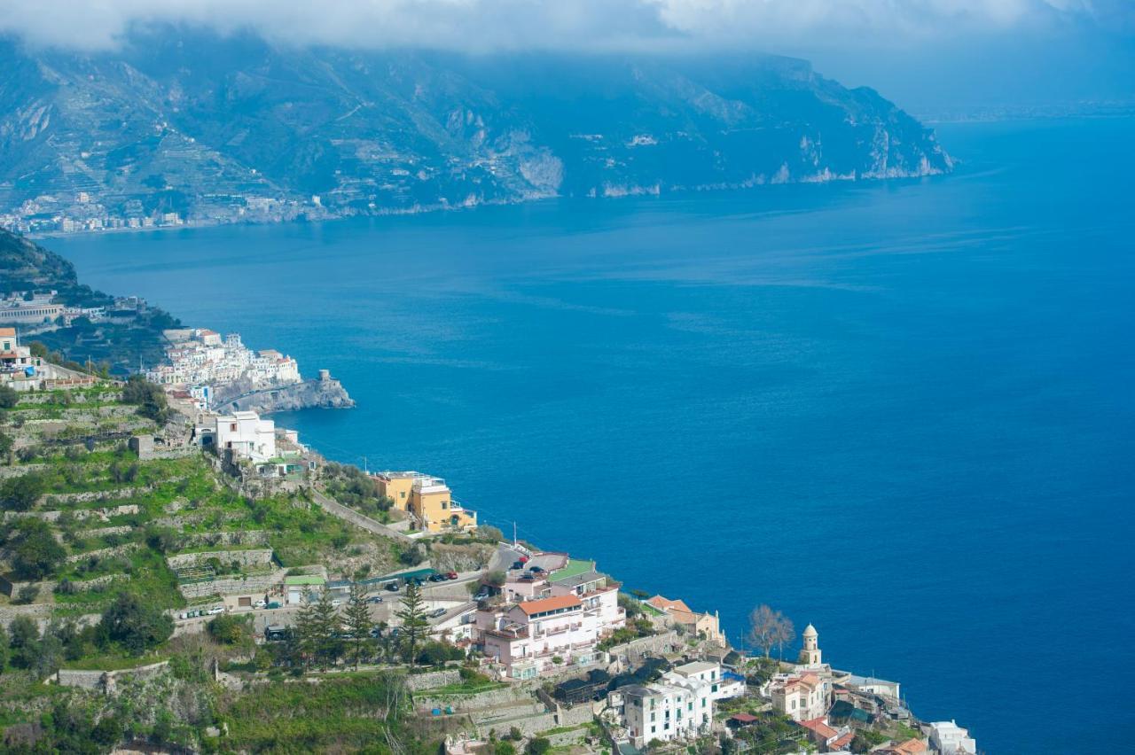 Amalfi Hills Aparthotel Ngoại thất bức ảnh