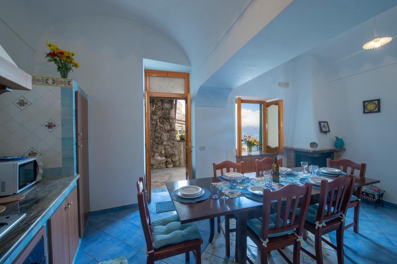 Amalfi Hills Aparthotel Ngoại thất bức ảnh