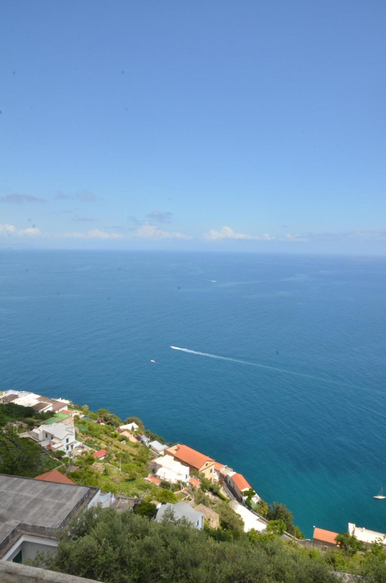 Amalfi Hills Aparthotel Phòng bức ảnh