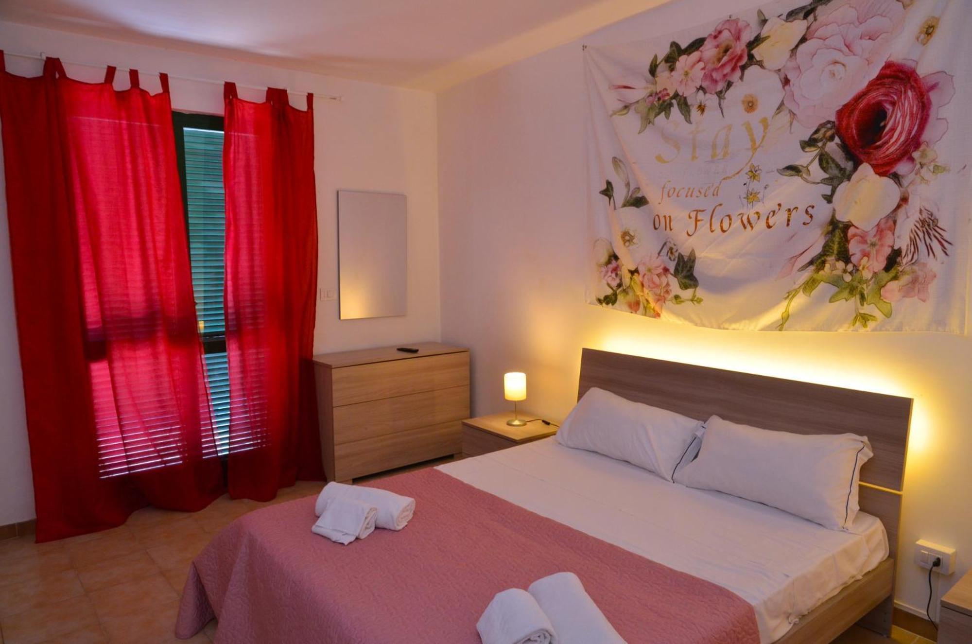 Amalfi Hills Aparthotel Phòng bức ảnh