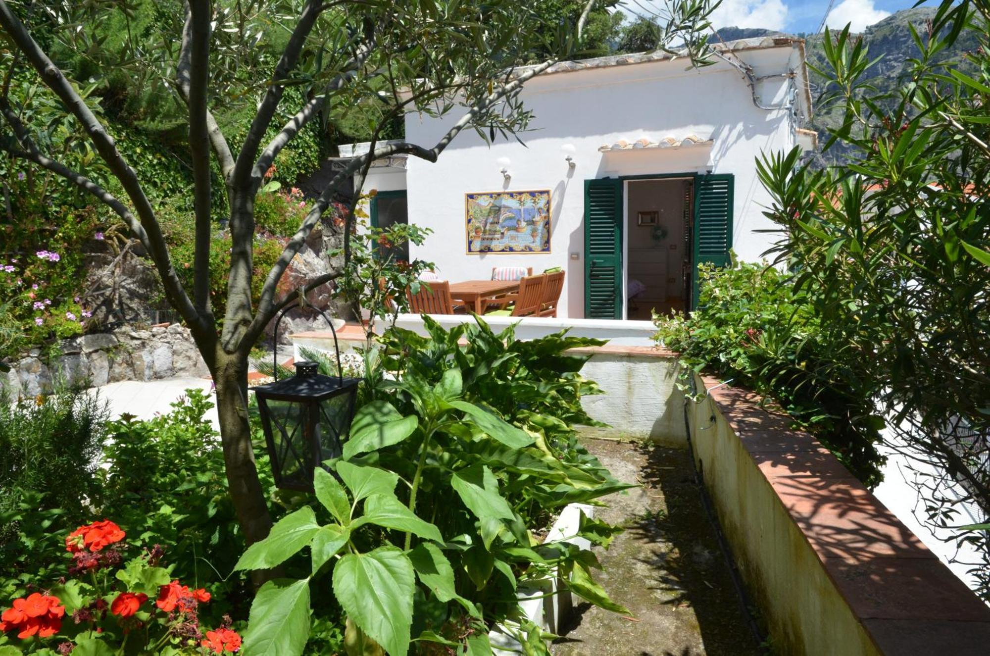 Amalfi Hills Aparthotel Phòng bức ảnh