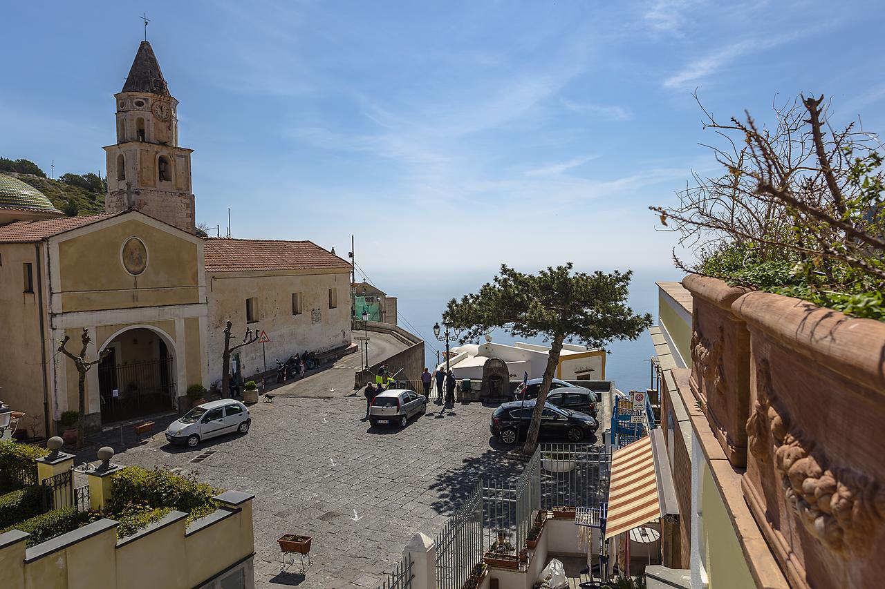 Amalfi Hills Aparthotel Ngoại thất bức ảnh