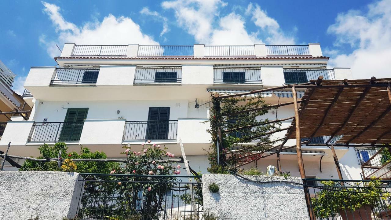 Amalfi Hills Aparthotel Ngoại thất bức ảnh