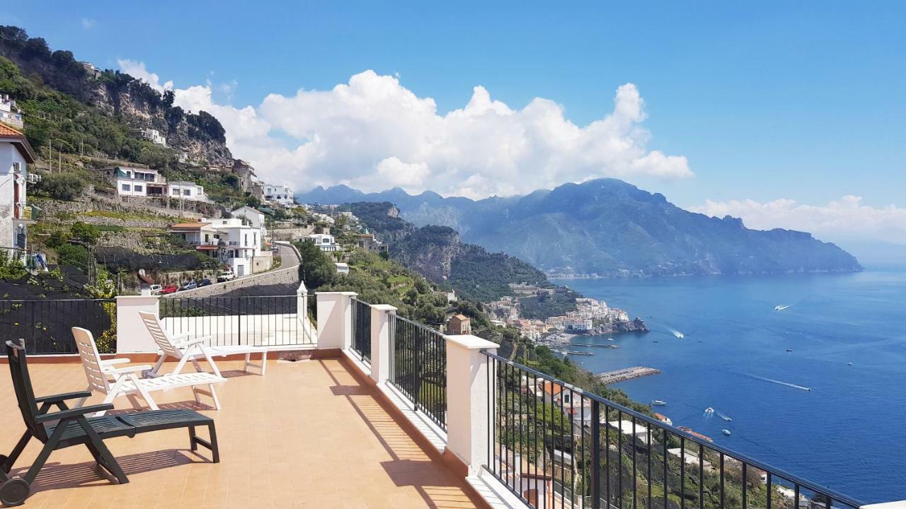 Amalfi Hills Aparthotel Ngoại thất bức ảnh