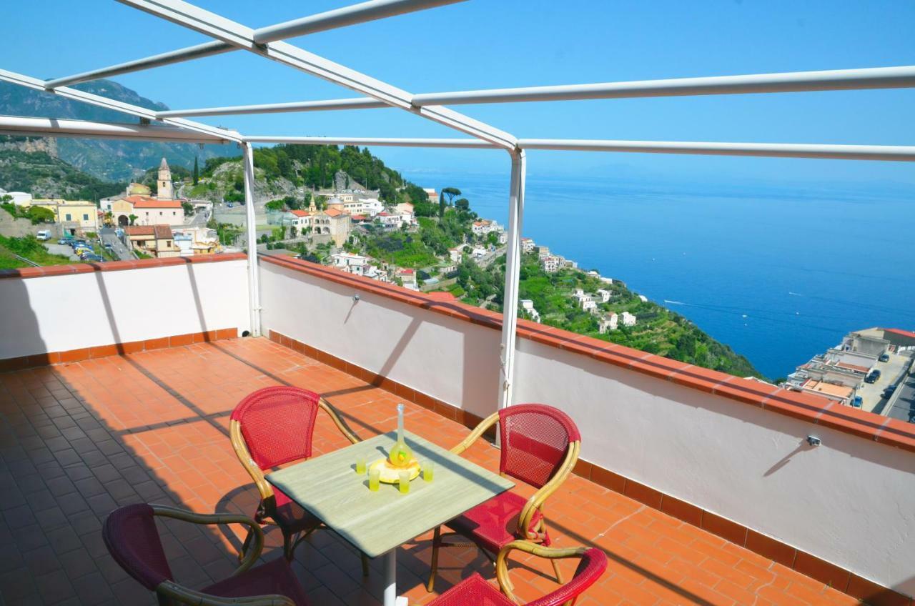 Amalfi Hills Aparthotel Ngoại thất bức ảnh