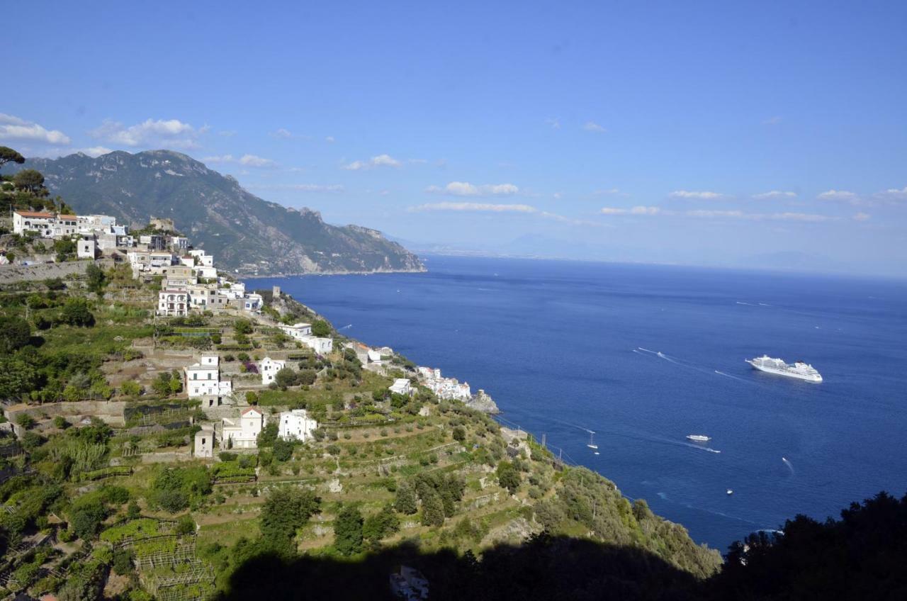 Amalfi Hills Aparthotel Ngoại thất bức ảnh